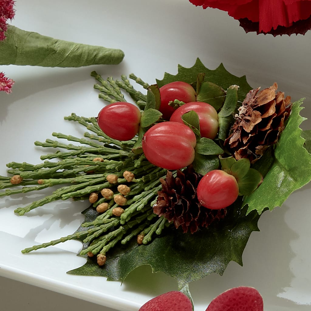 Red Berry Boutonniere – CONNIE'S FLORAL ARRANGEMENTS, Virginia Beach VA