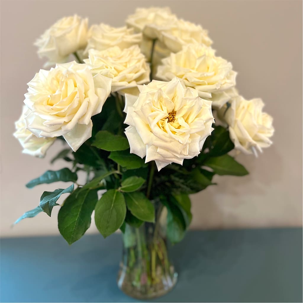 Long Stem Yellow Rose Bouquet – CONNIE'S FLORAL ARRANGEMENTS, Virginia Beach VA