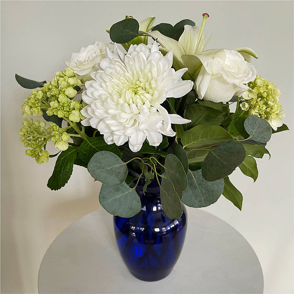 Snowy Dreams Bouquet – CONNIE'S FLORAL ARRANGEMENTS, Virginia Beach VA