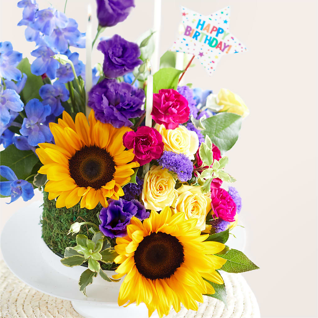 Star of the Day Floral Cake – CONNIE'S FLORAL ARRANGEMENTS, Virginia Beach VA